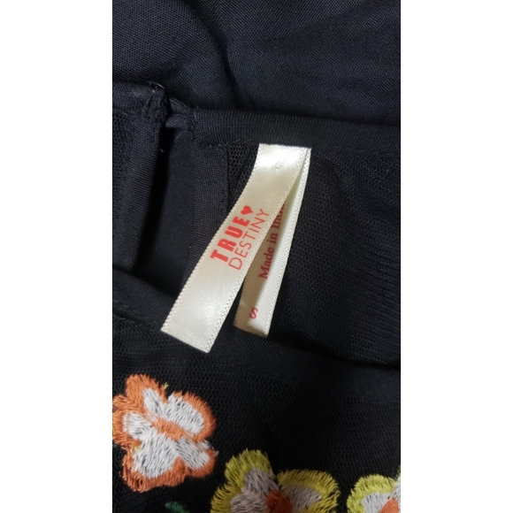 Black mesh floral dress - Picture 6 of 6